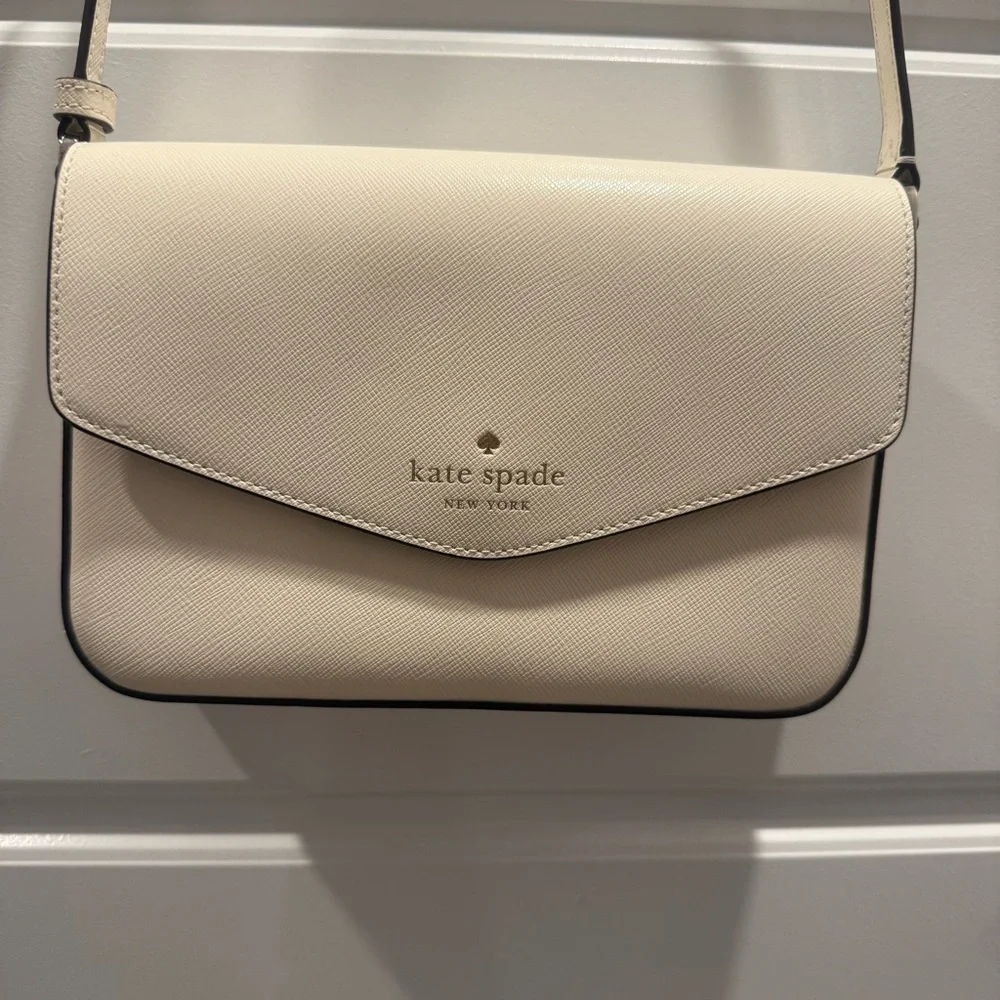 Kate Spade Ivory Interior Handbag - Picture 2 of 7